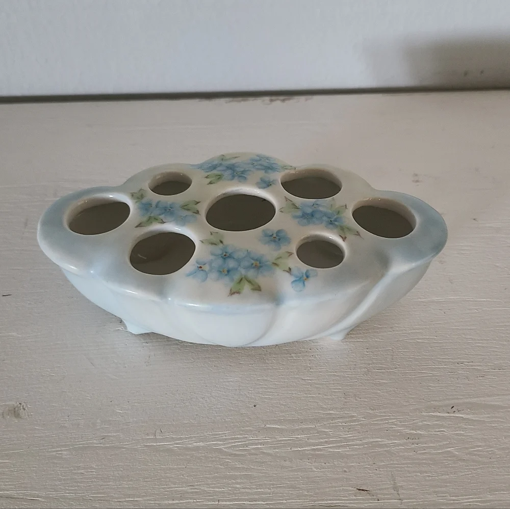 Vintage Ceramic Lipstick Holder